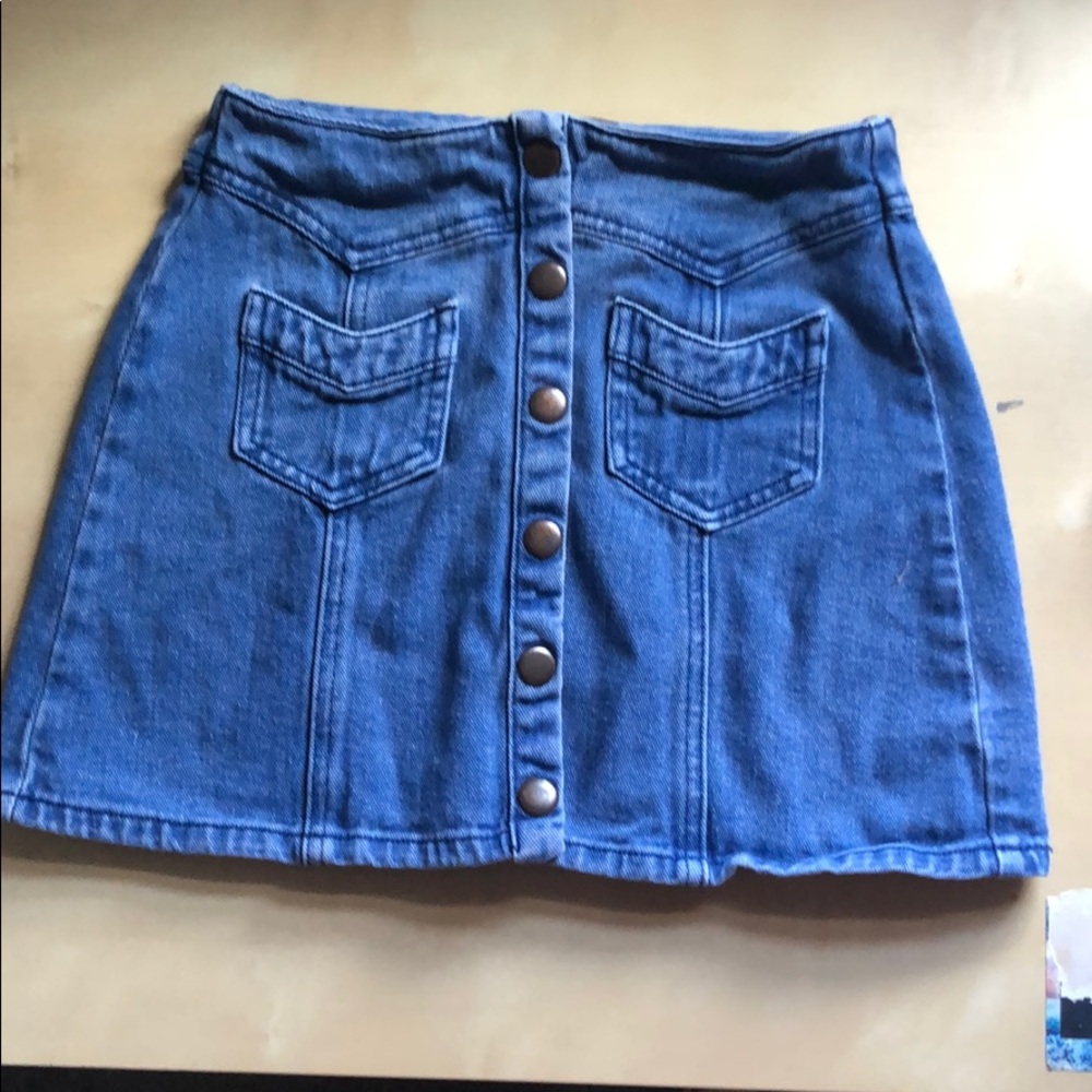 denim skirt